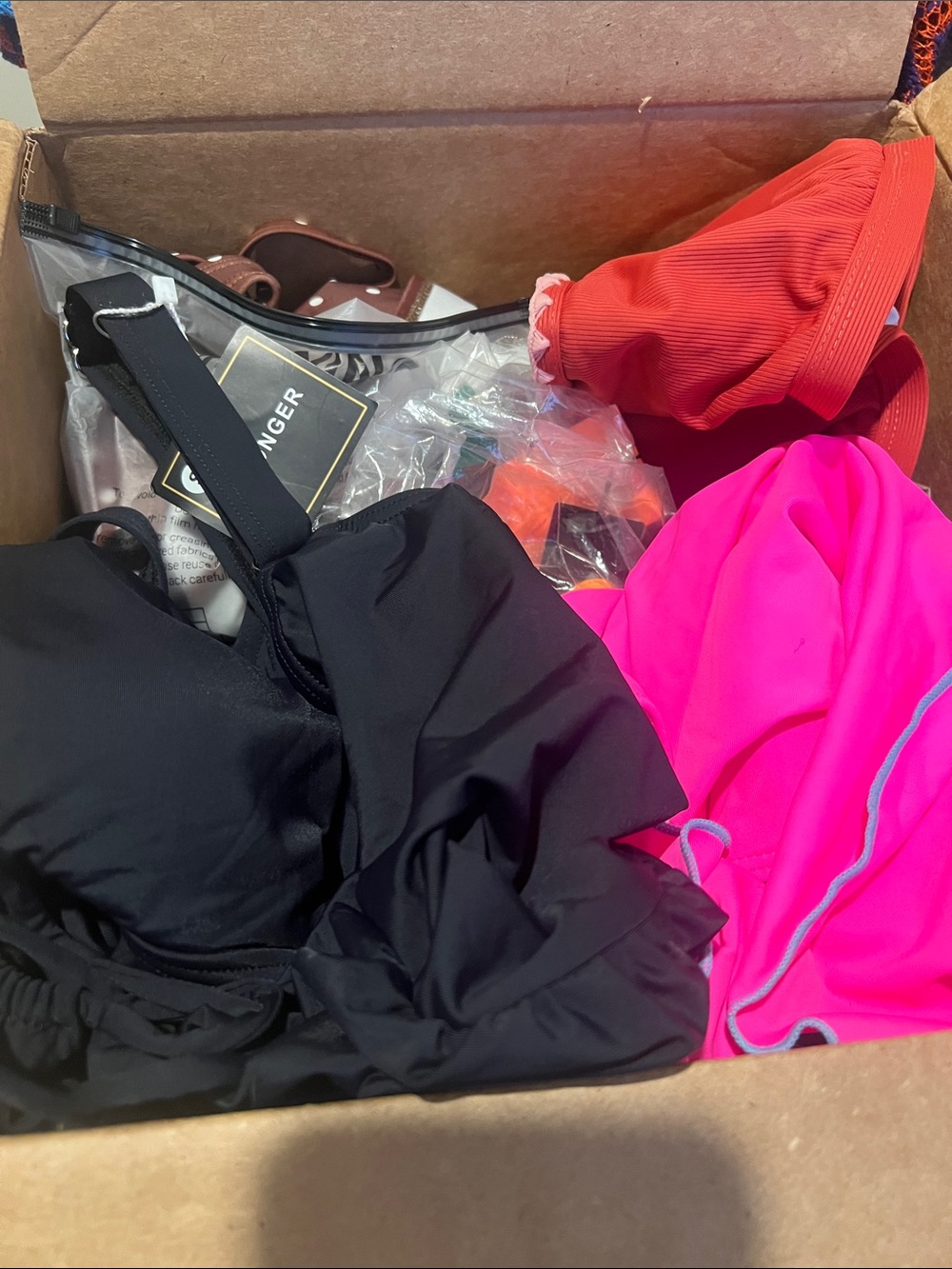 👙 WOMEN’S SWIMSUIT BUNDLE – 5 PIECES – MIXED SIZES ☀️🌊 bundle 2